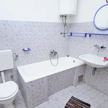Apartman With Parking Space Supetar, Brac - 6026 Supetar