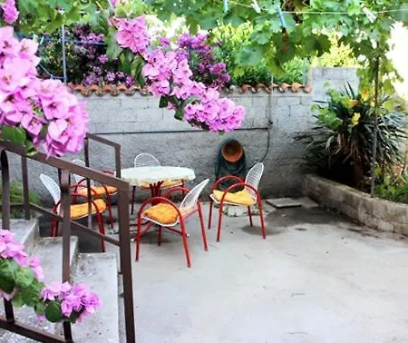 Apartman With Parking Space Supetar, Brac - 6026