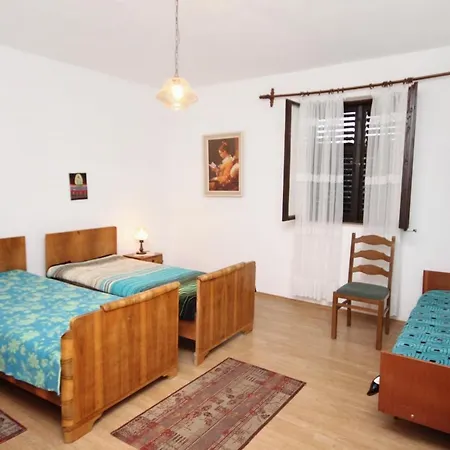 With Parking Space Supetar, Brac - 6026 Апартаменты Супетар